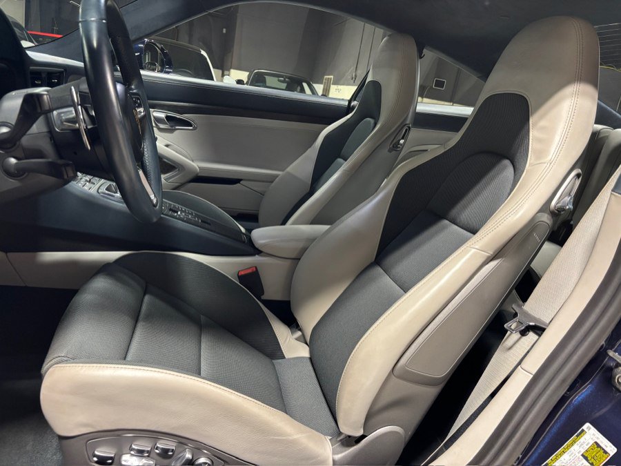 Used 2019 Porsche 911 Carrera GTS RWD image 13