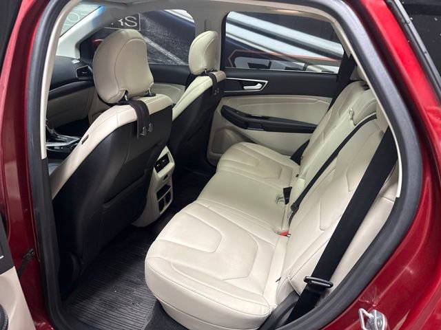 Used 2018 Ford Edge Titanium w/ Equipment Group 301A AWD/4WD image 12