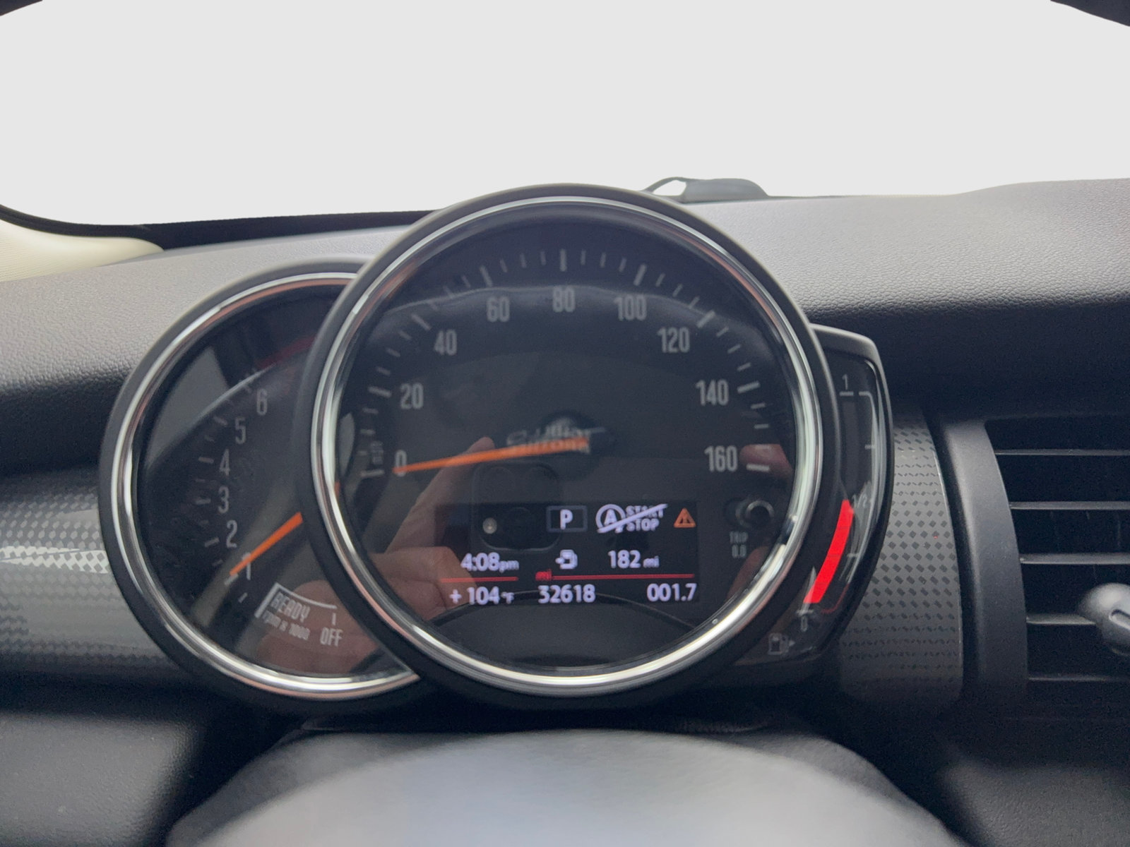 Used 2020 MINI Cooper 4-Door Hardtop FWD image 22