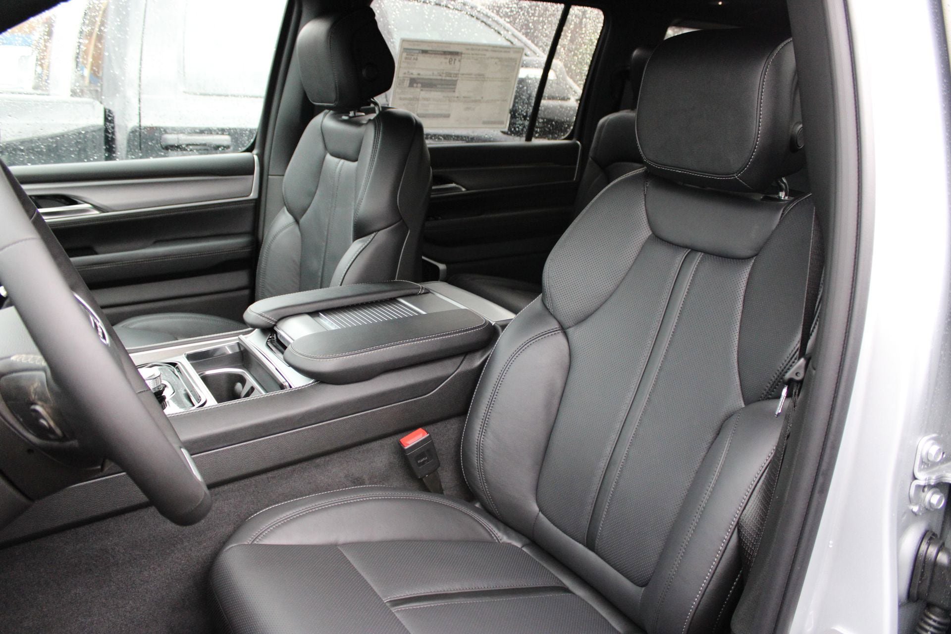New 2026 Jeep Grand Wagoneer Limited w/ Premium Group II AWD/4WD image 13