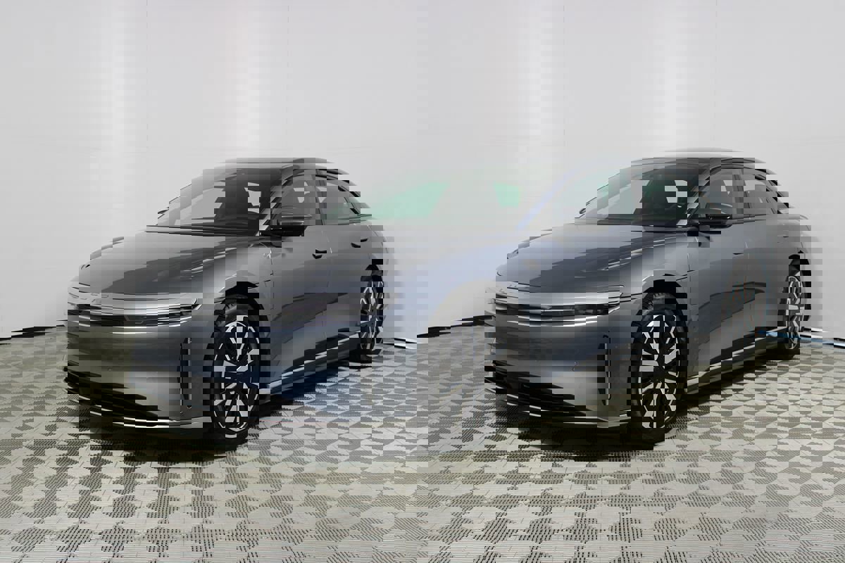 Used 2024 Lucid Air Touring image 37