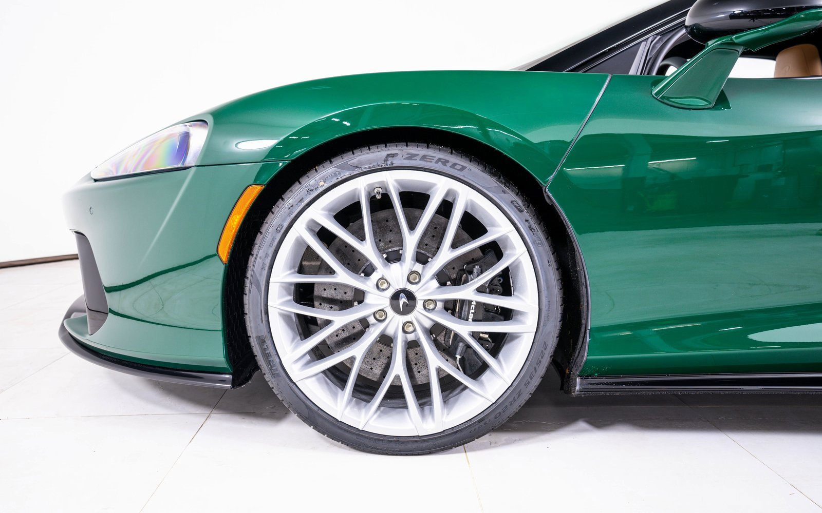 New 2026 McLaren GTS image 12