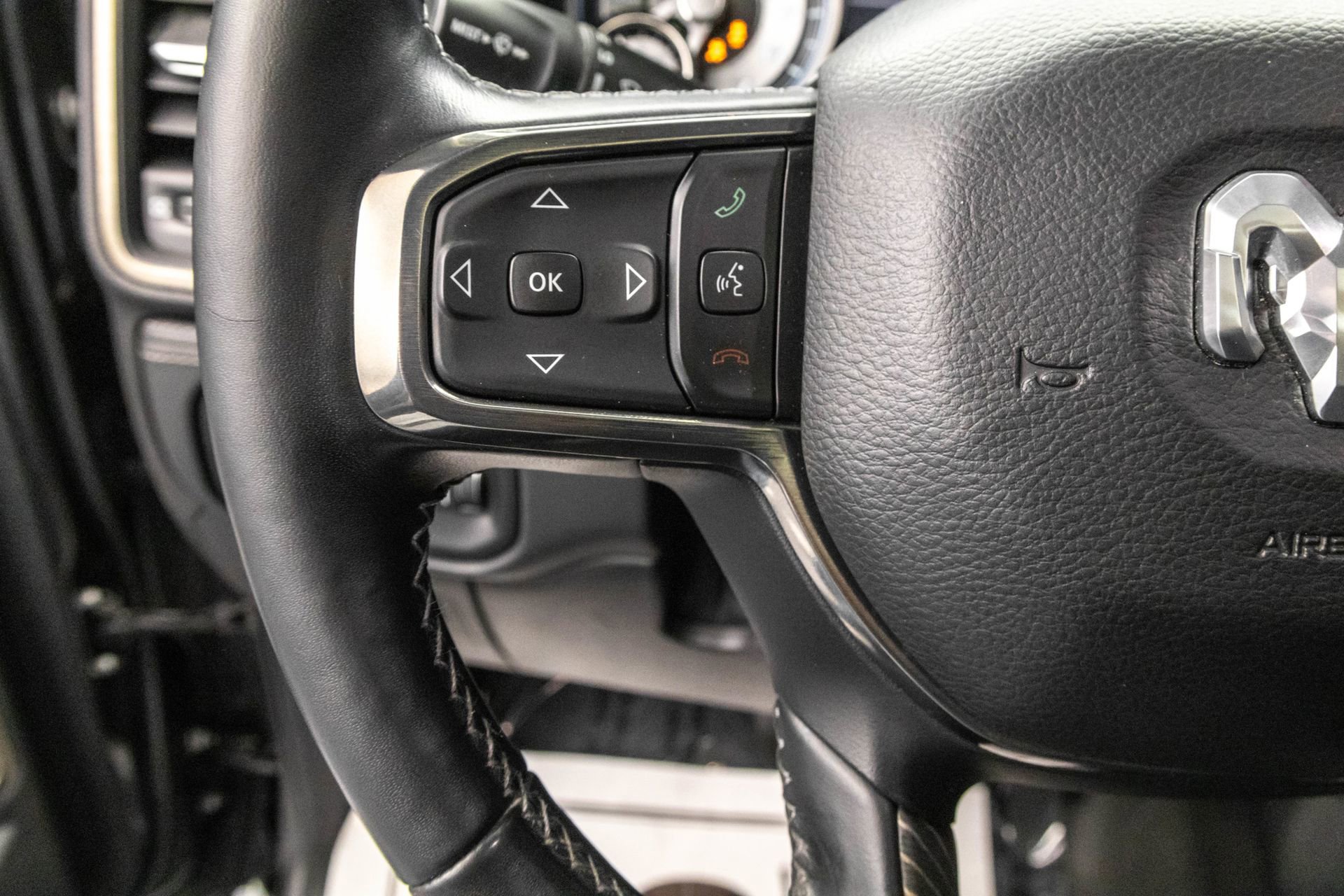 Used 2020 RAM 1500 Limited image 19