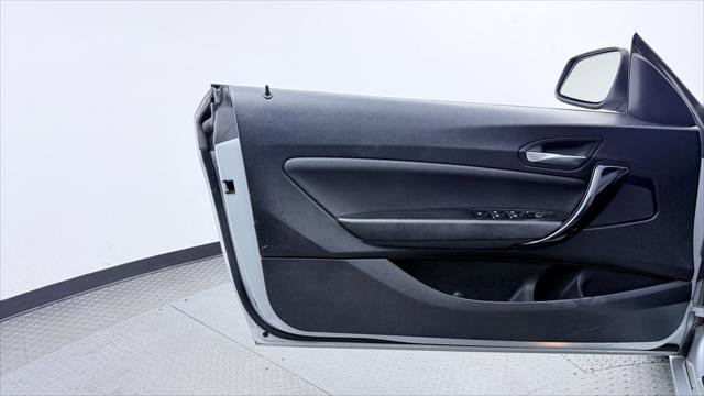 Used 2020 BMW 230i xDrive Convertible AWD/4WD image 13