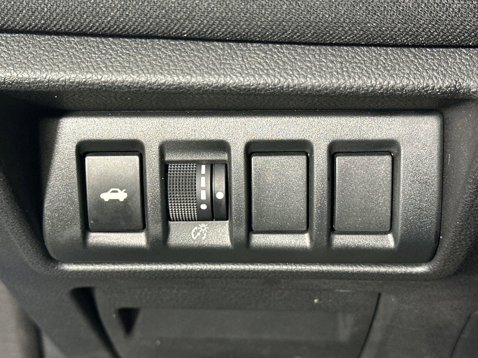 Used 2022 Subaru Legacy image 22