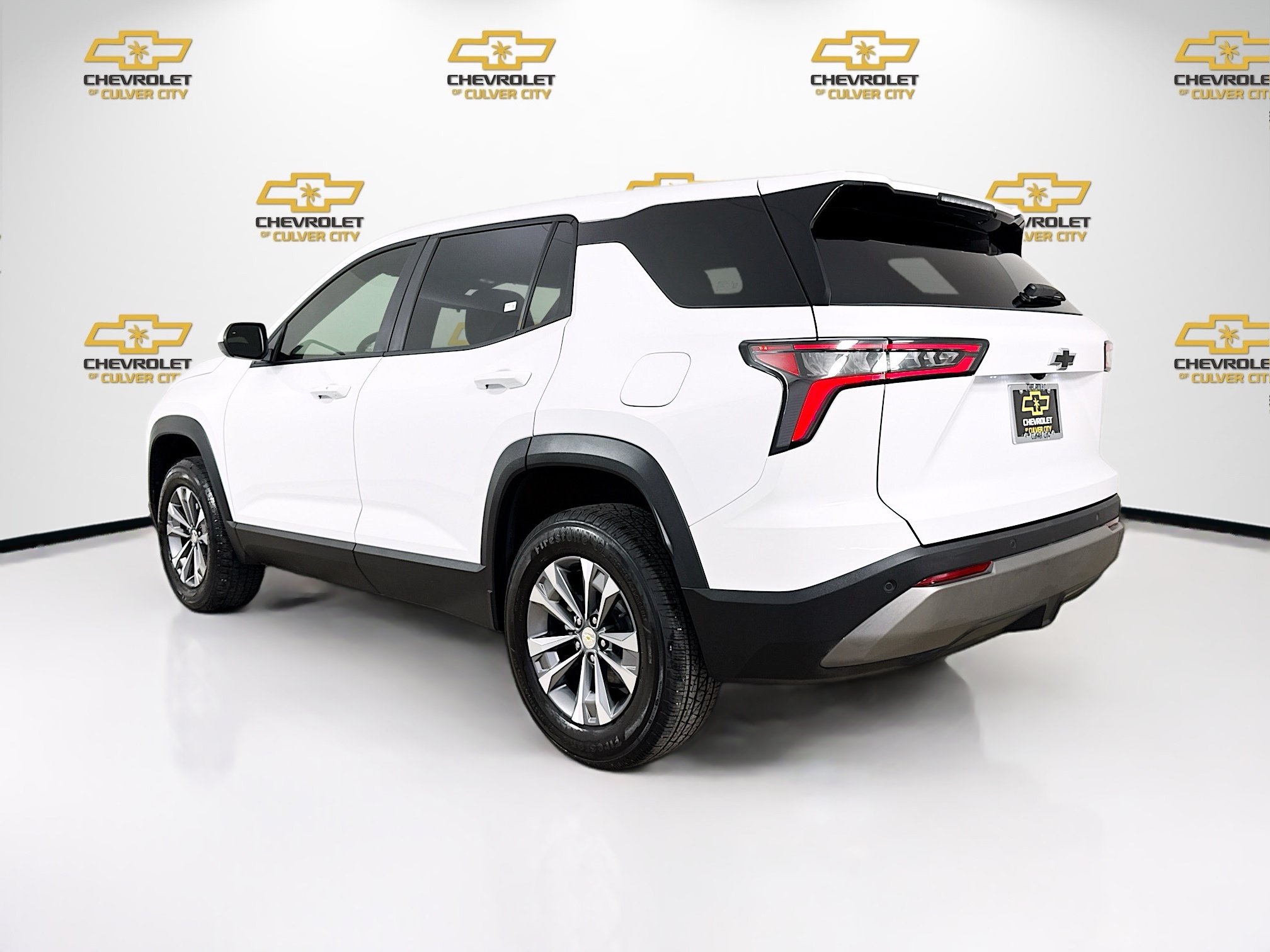 Used 2025 Chevrolet Equinox LT FWD image 5