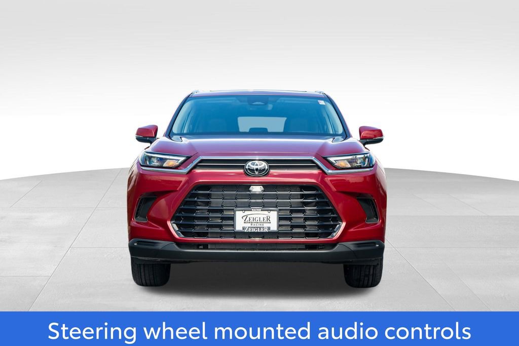 New 2026 Toyota Grand Highlander XLE image 2