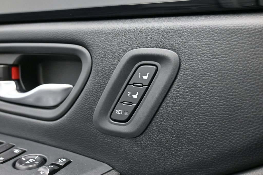 Certified 2025 Honda Pilot TrailSport image 20