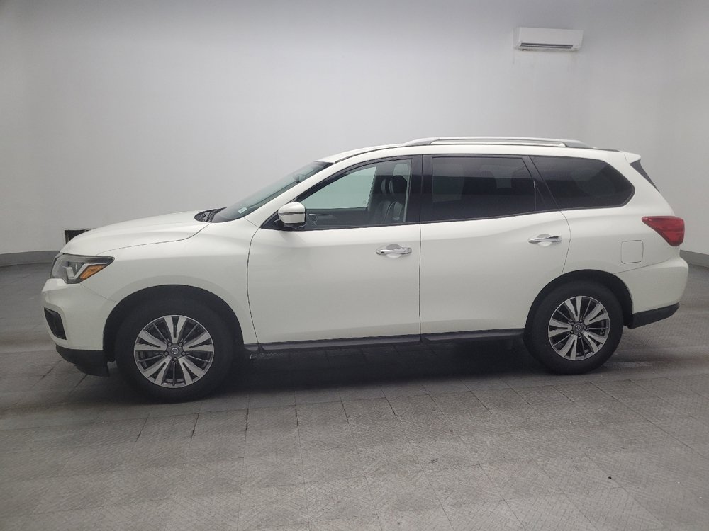 Used 2020 Nissan Pathfinder SL FWD image 2