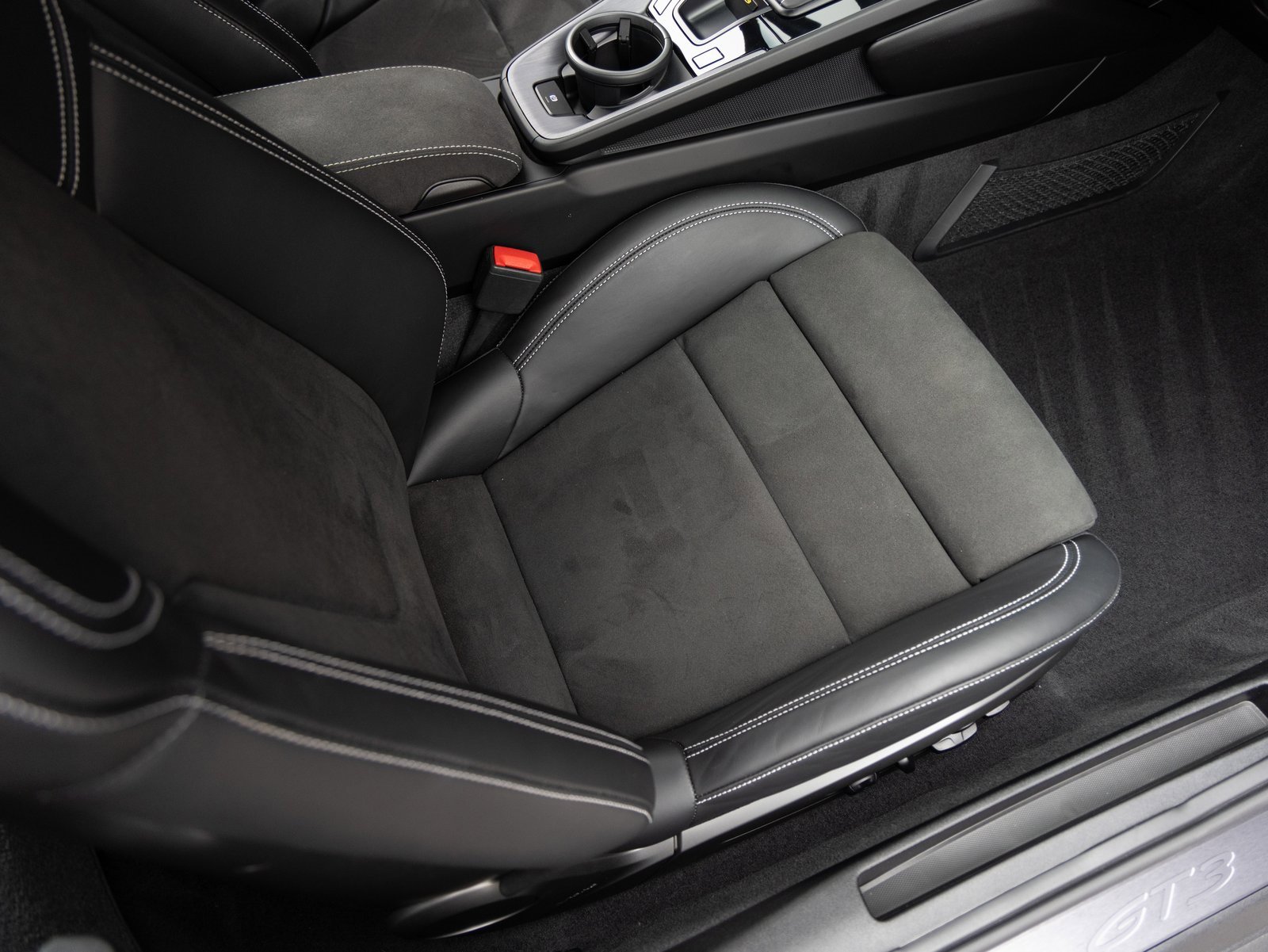 Certified 2022 Porsche 911 GT3 image 30