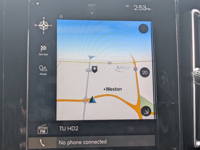 Used 2021 Volvo XC40 T5 R-Design image 13