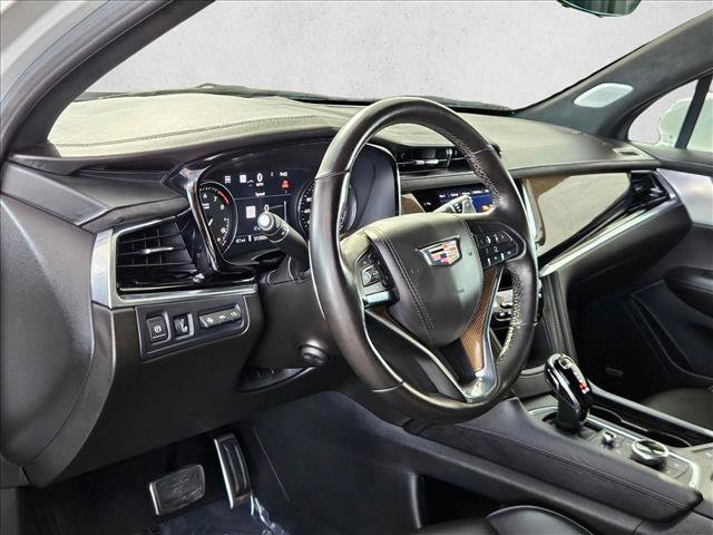 Used 2023 Cadillac XT6 Sport w/ Platinum Package AWD/4WD image 10