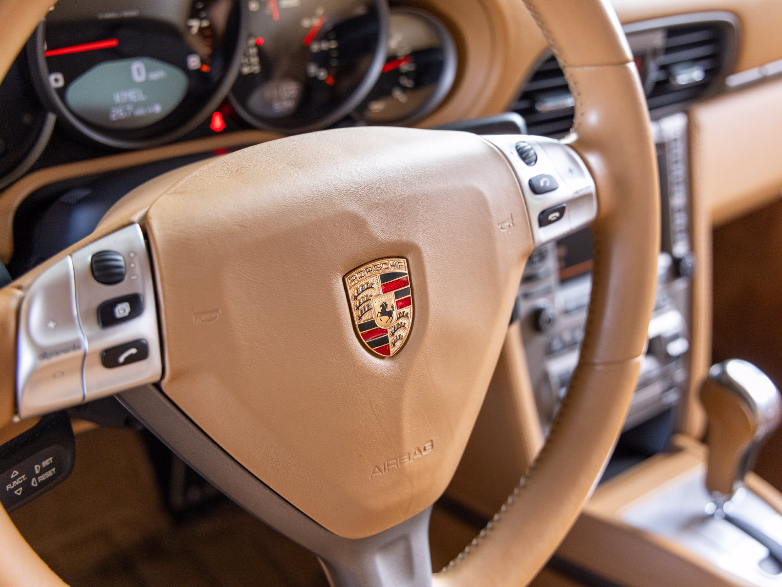 Used 2005 Porsche 911 Carrera RWD image 30