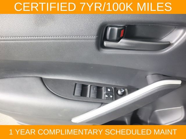 Used 2025 Toyota Corolla Cross AWD Hybrid image 18