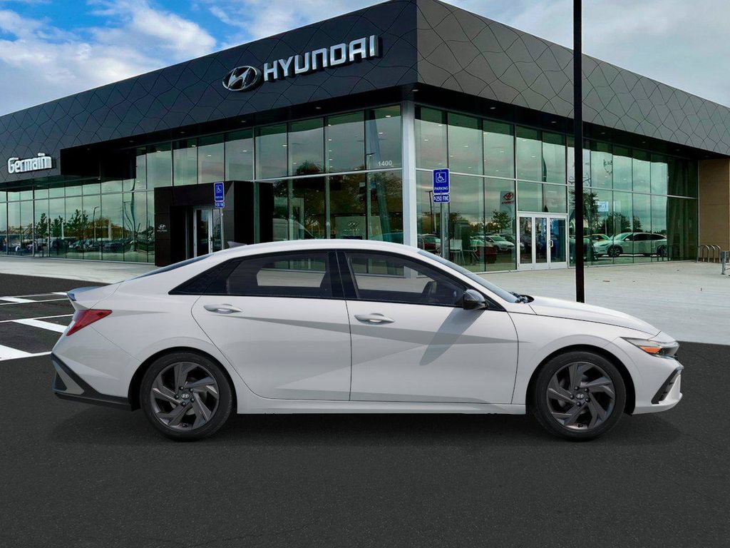 New 2026 Hyundai Elantra SEL Sport FWD image 7