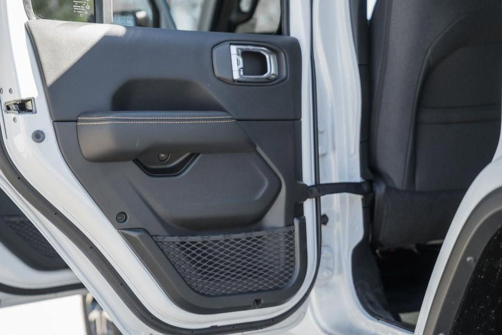 New 2025 Jeep Wrangler Sahara w/ Safety Group image 33