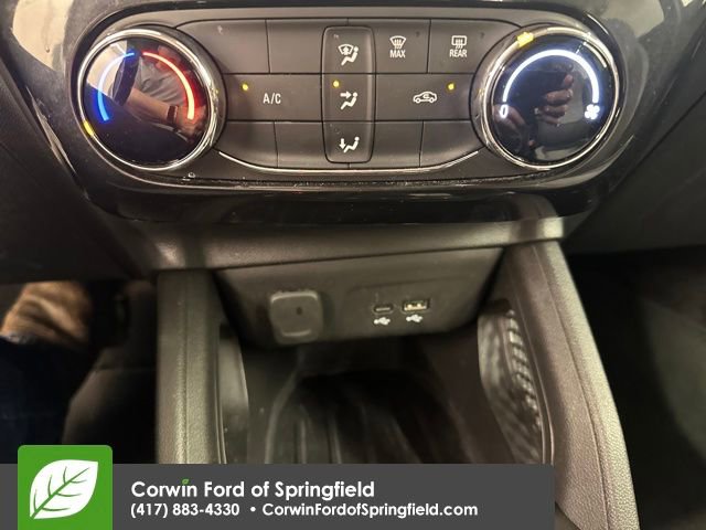 Used 2025 Chevrolet TrailBlazer LT image 35