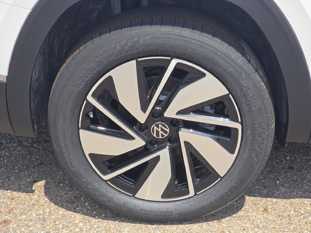 New 2026 Volkswagen Atlas SEL AWD/4WD image 8