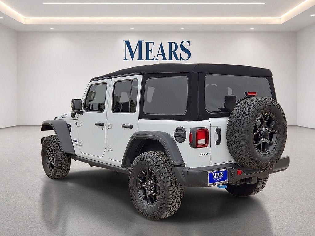 Used 2024 Jeep Wrangler Unlimited AWD/4WD image 3