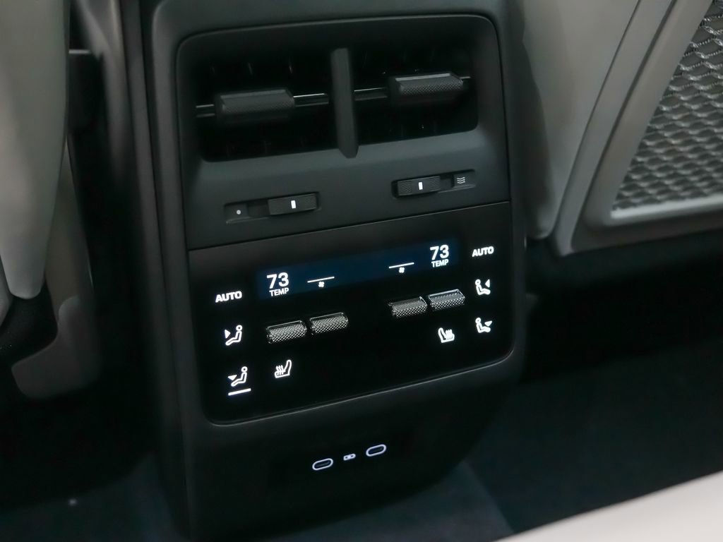 New 2026 Porsche Macan 4 Electric image 20