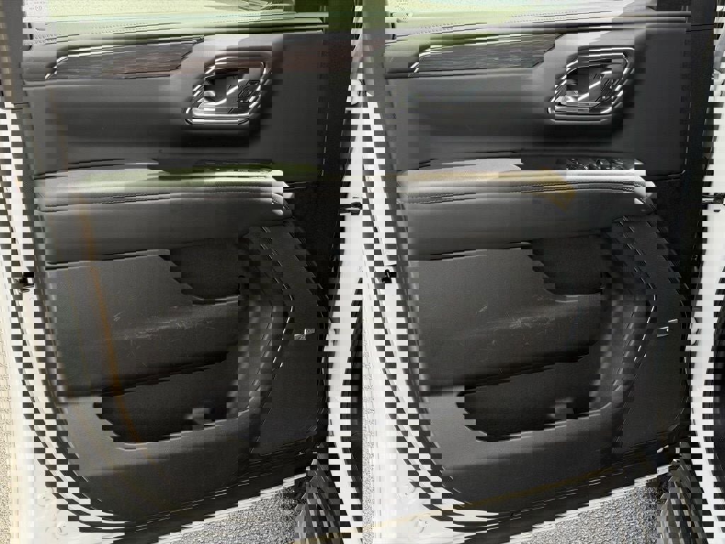 Used 2024 Chevrolet Tahoe LT image 27