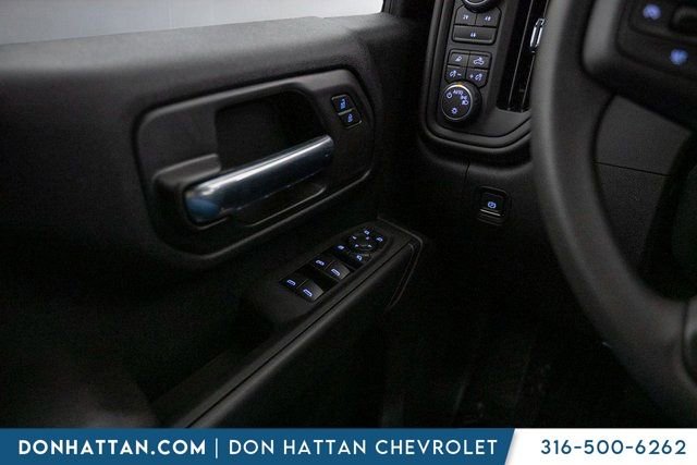 New 2025 Chevrolet Silverado 2500 Custom w/ Custom Value Package image 17