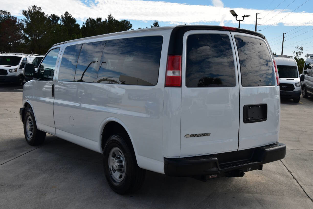 Used 2017 Chevrolet Express 2500 LS image 5