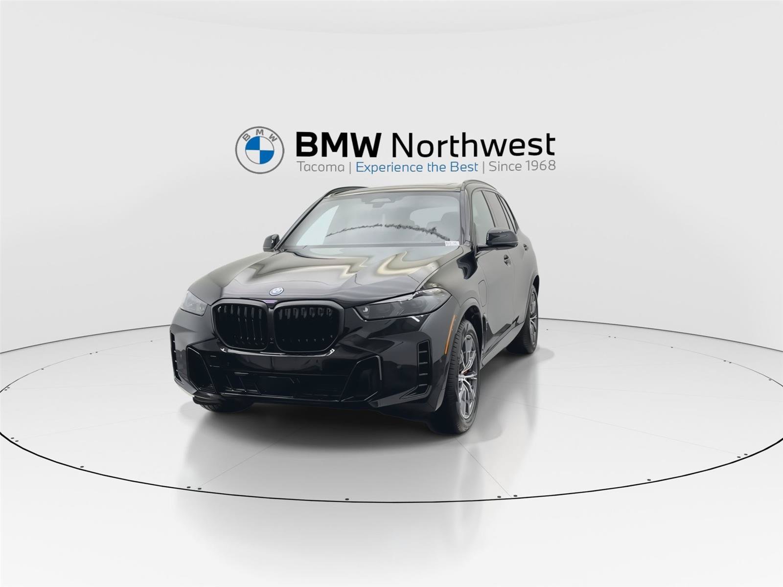 New 2026 BMW X5 xDrive50e w/ M Sport Package AWD/4WD image 8
