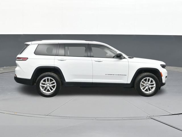 Used 2022 Jeep Grand Cherokee L Laredo w/ Luxury Tech Group I image 17