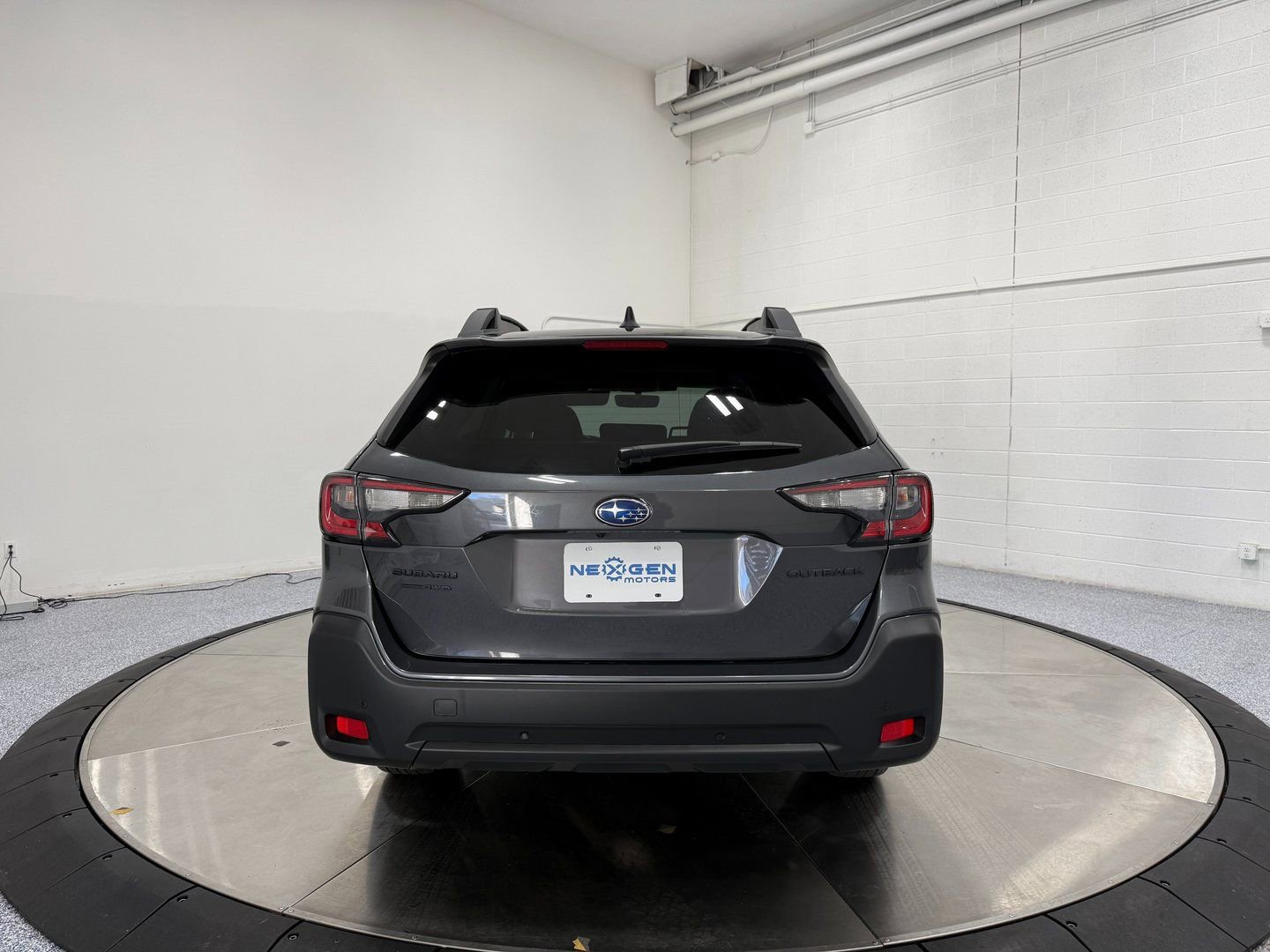 Used 2024 Subaru Outback Onyx Edition image 6