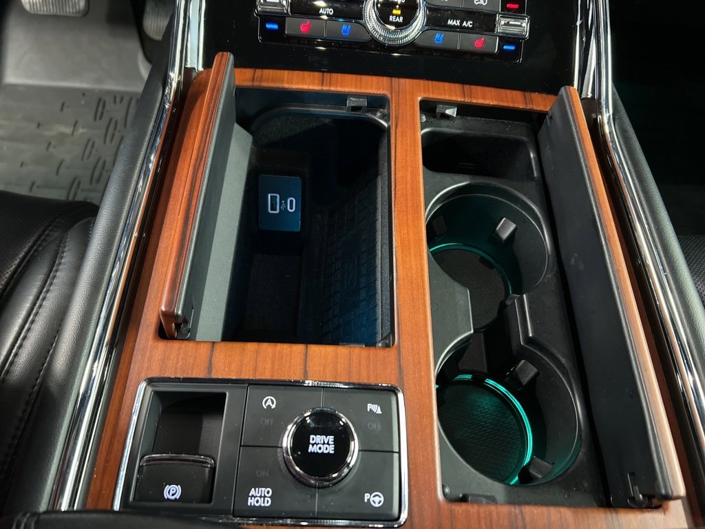 Used 2020 Lincoln Navigator Reserve w/ Luxury Package image 15