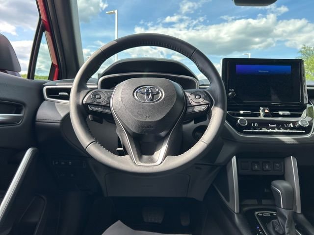 Used 2025 Toyota Corolla Cross AWD Hybrid w/ Convenience Package image 26