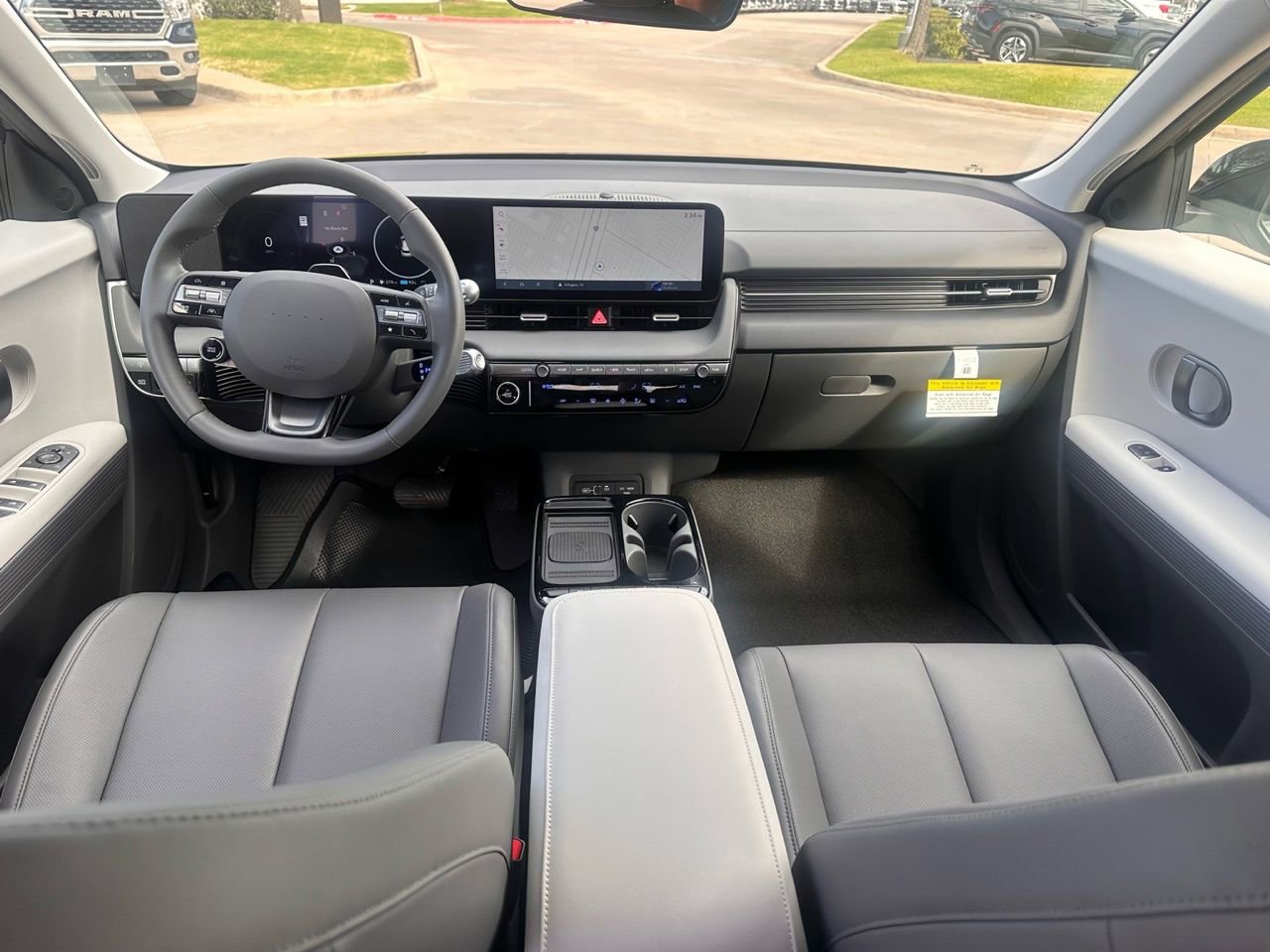 Used 2025 Hyundai Ioniq 5 SEL image 15