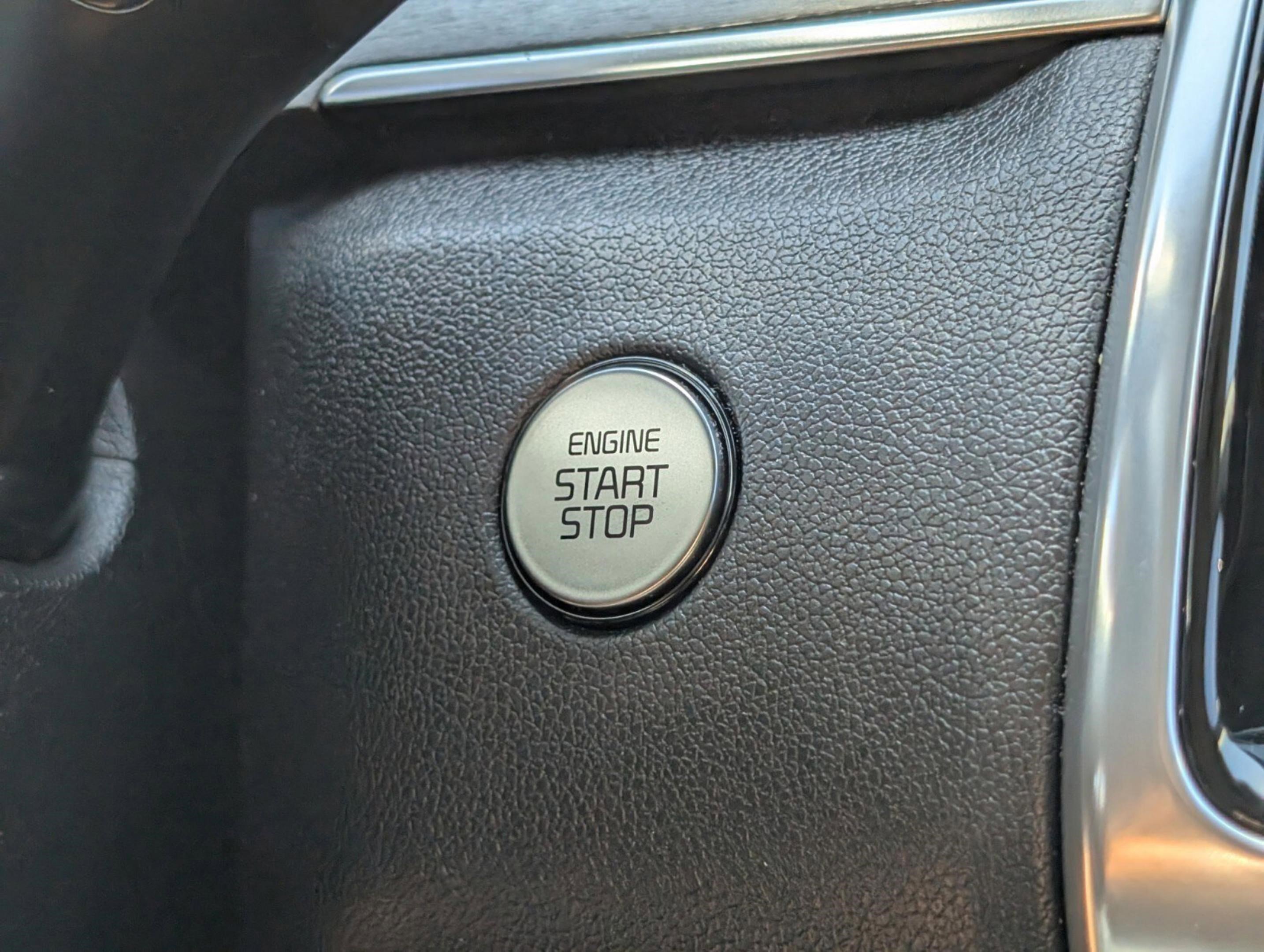 Used 2022 Kia Sorento SX image 47