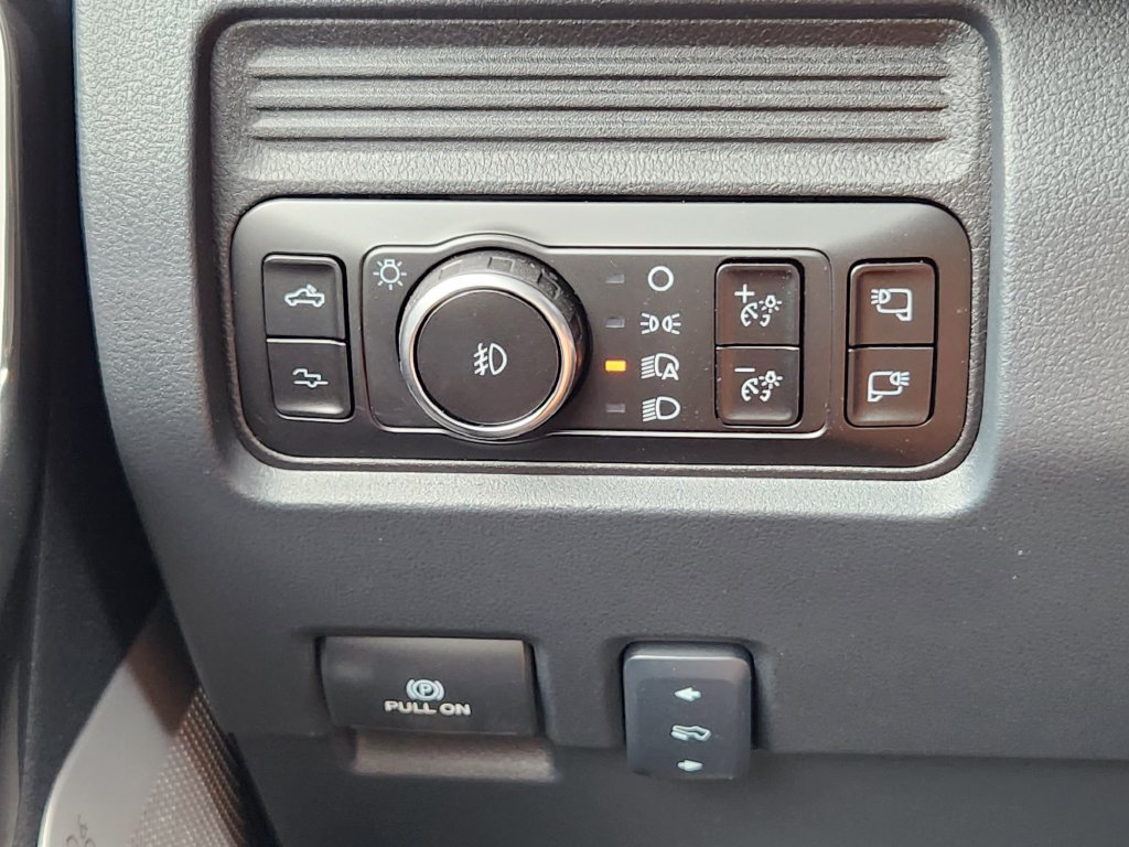 New 2026 Ford F350 Platinum AWD/4WD image 24