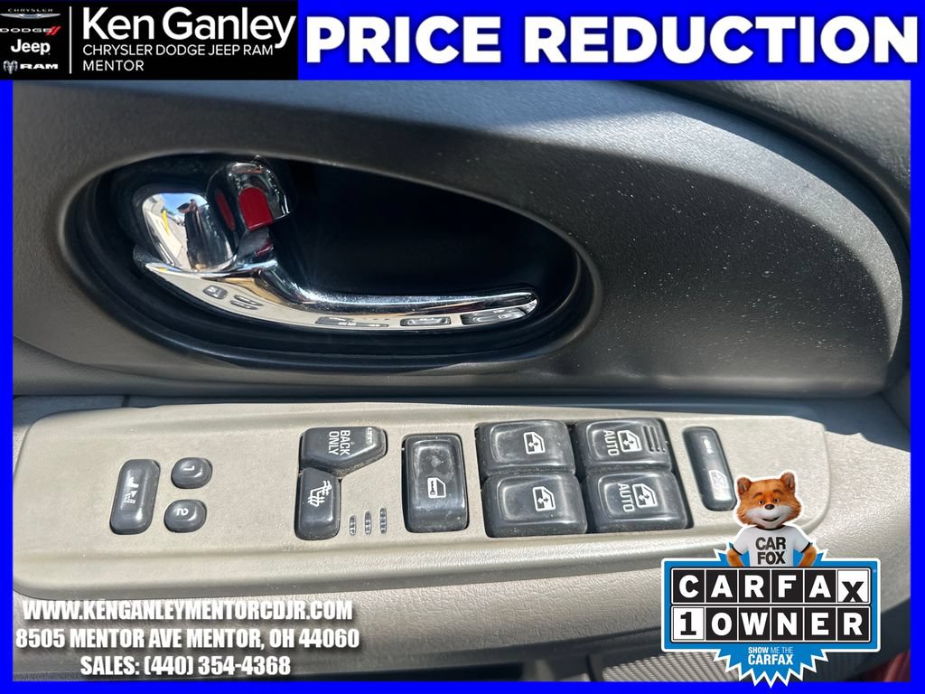 Used 2004 GMC Envoy XUV SLT w/ 1SD Preferred Equipment Group AWD/4WD image 11