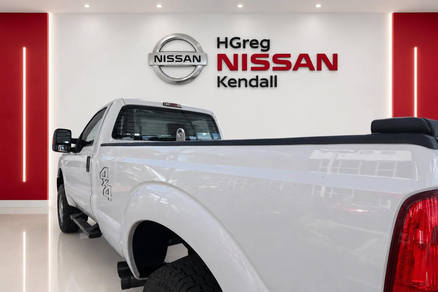 Used 2014 Ford F250 XL AWD/4WD image 3