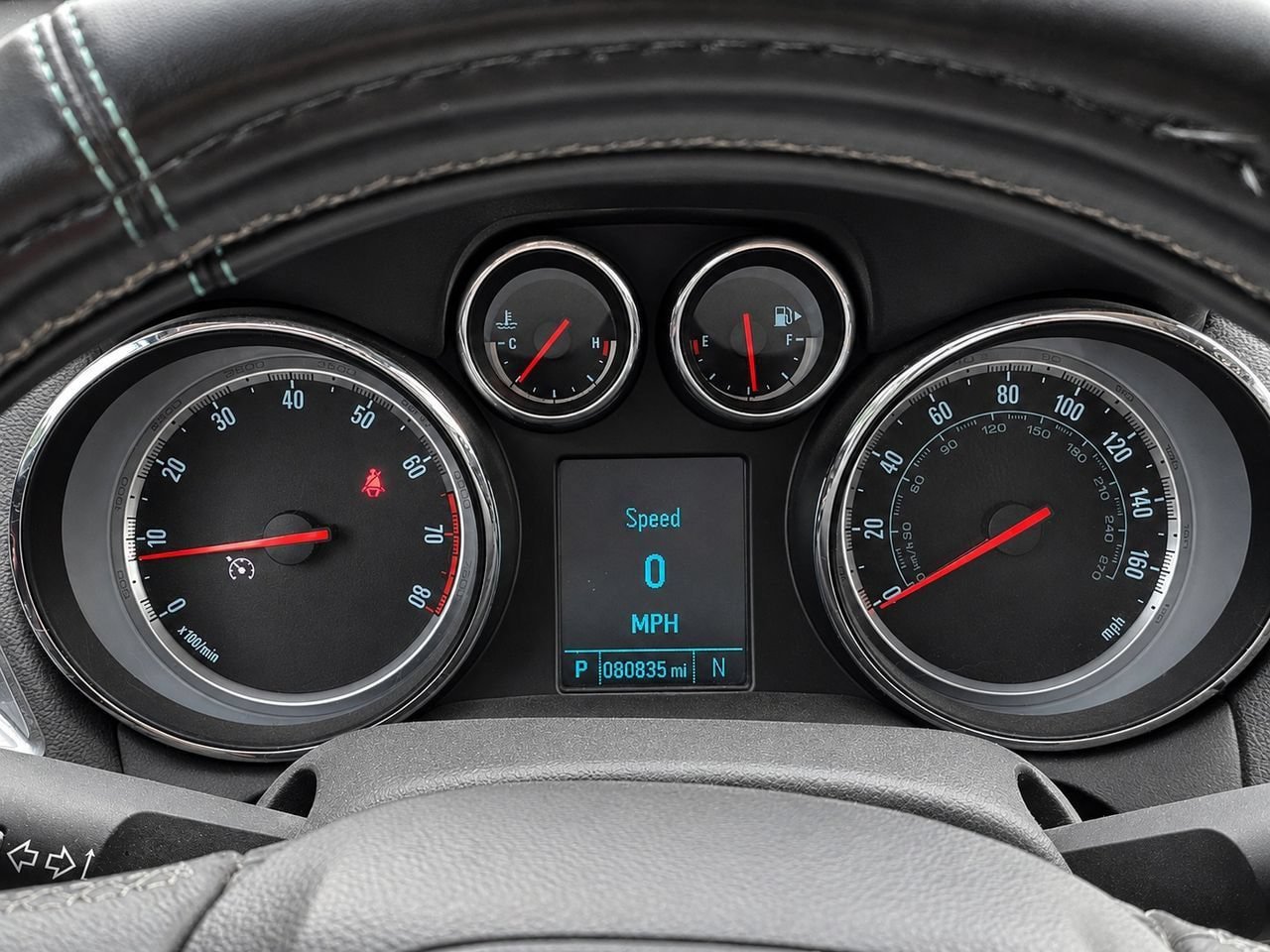 Certified 2015 Buick Encore Convenience FWD image 28