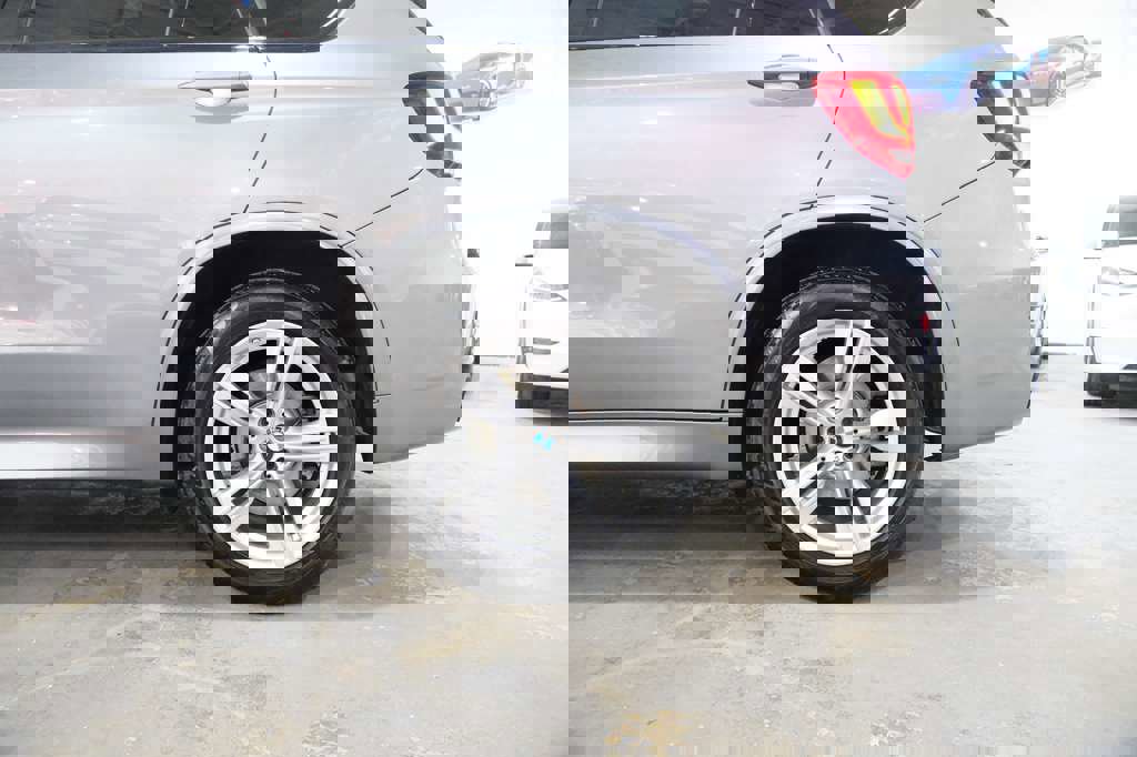 Used 2018 BMW X5 xDrive50i image 7