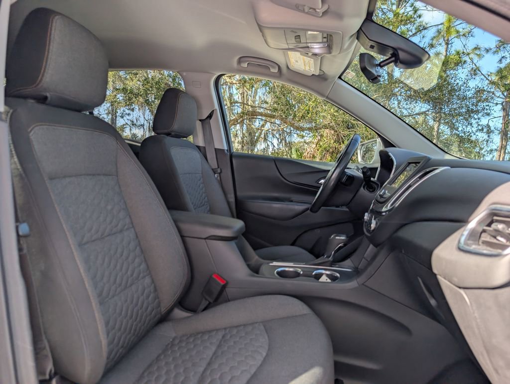 Used 2020 Chevrolet Equinox LT image 18