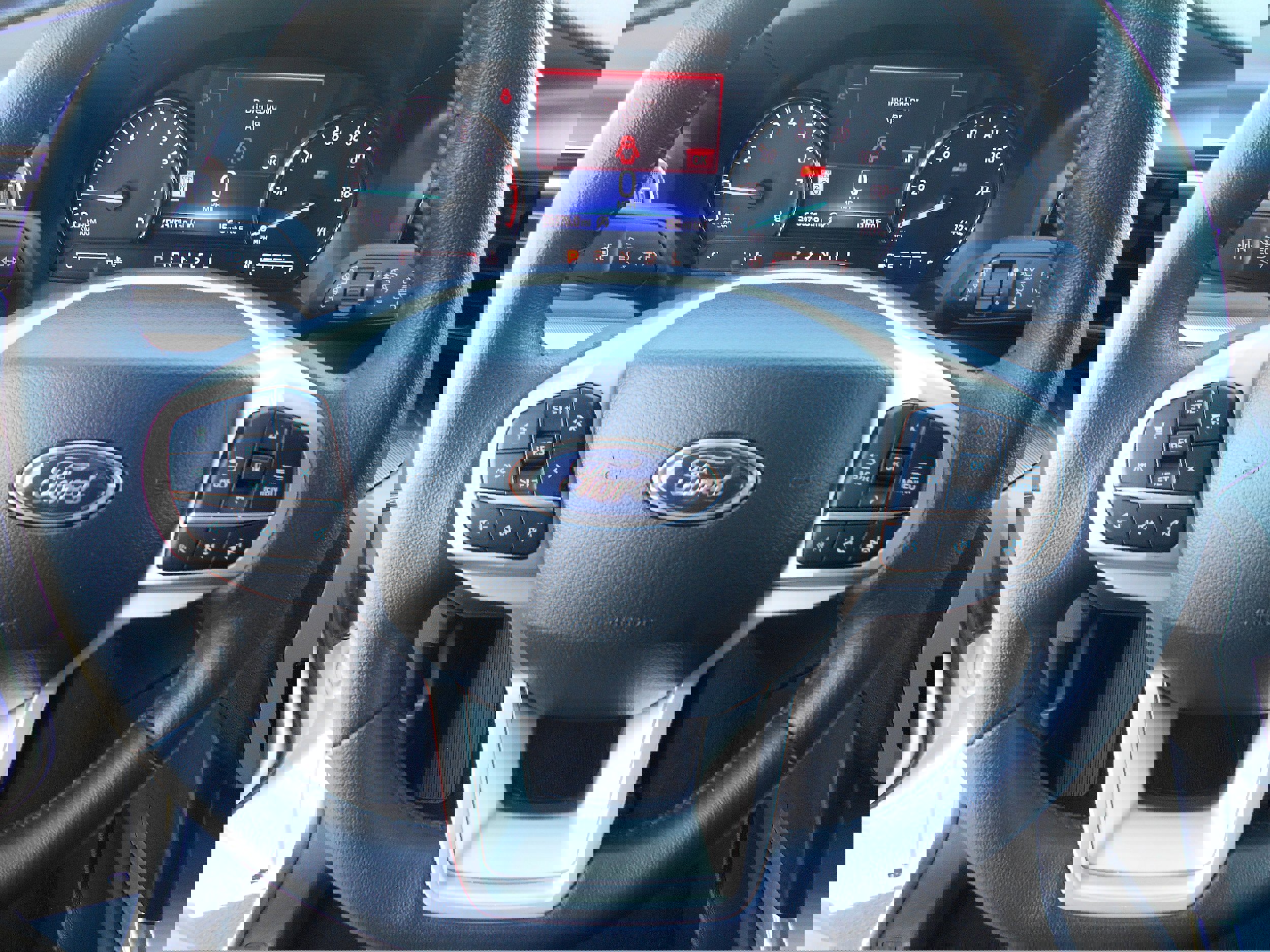 Used 2023 Ford Explorer XLT w/ Equipment Group 202A image 4