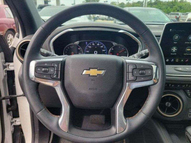 Used 2023 Chevrolet Blazer Premier w/ Driver Confidence II Package FWD image 18