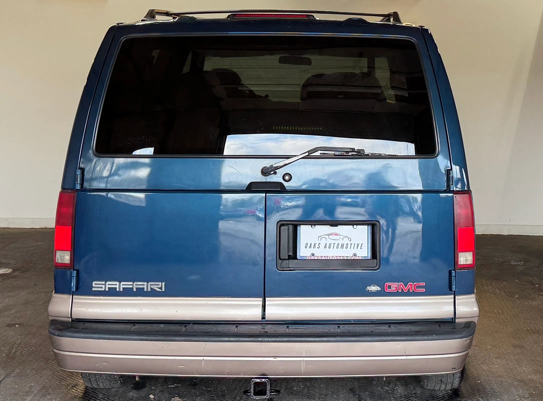 Used 2002 GMC Safari w/ Sle Marketing Option Pkg 2 image 5