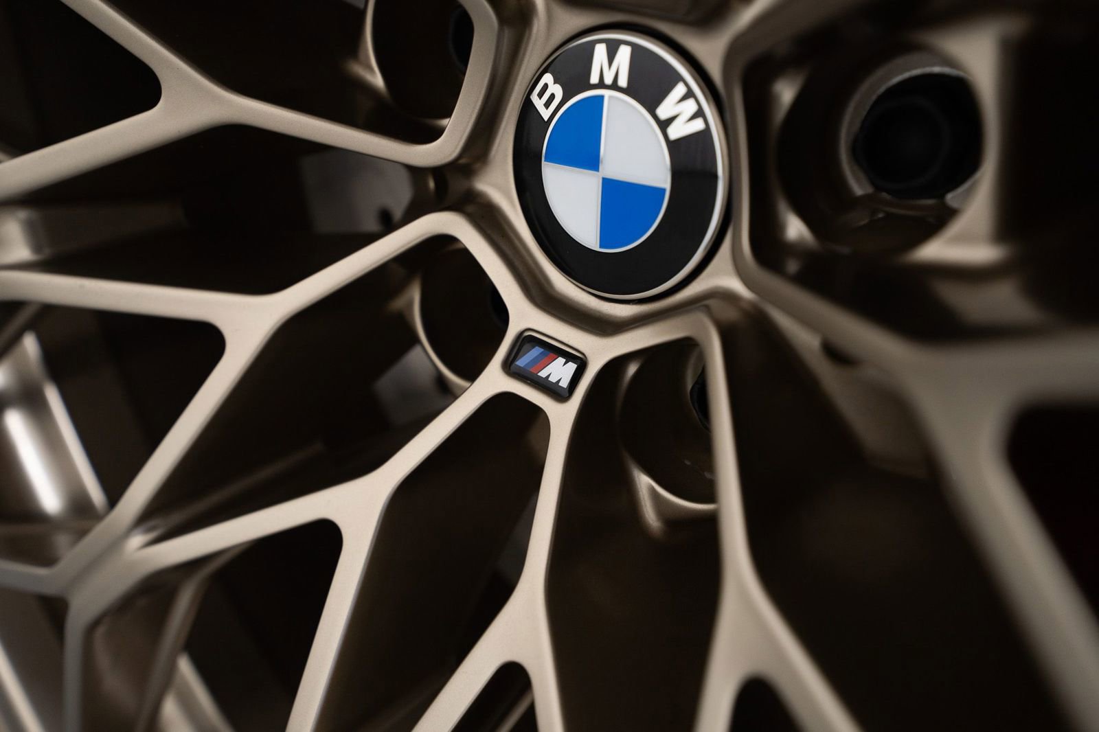Used 2026 BMW M3 Competition AWD/4WD image 46