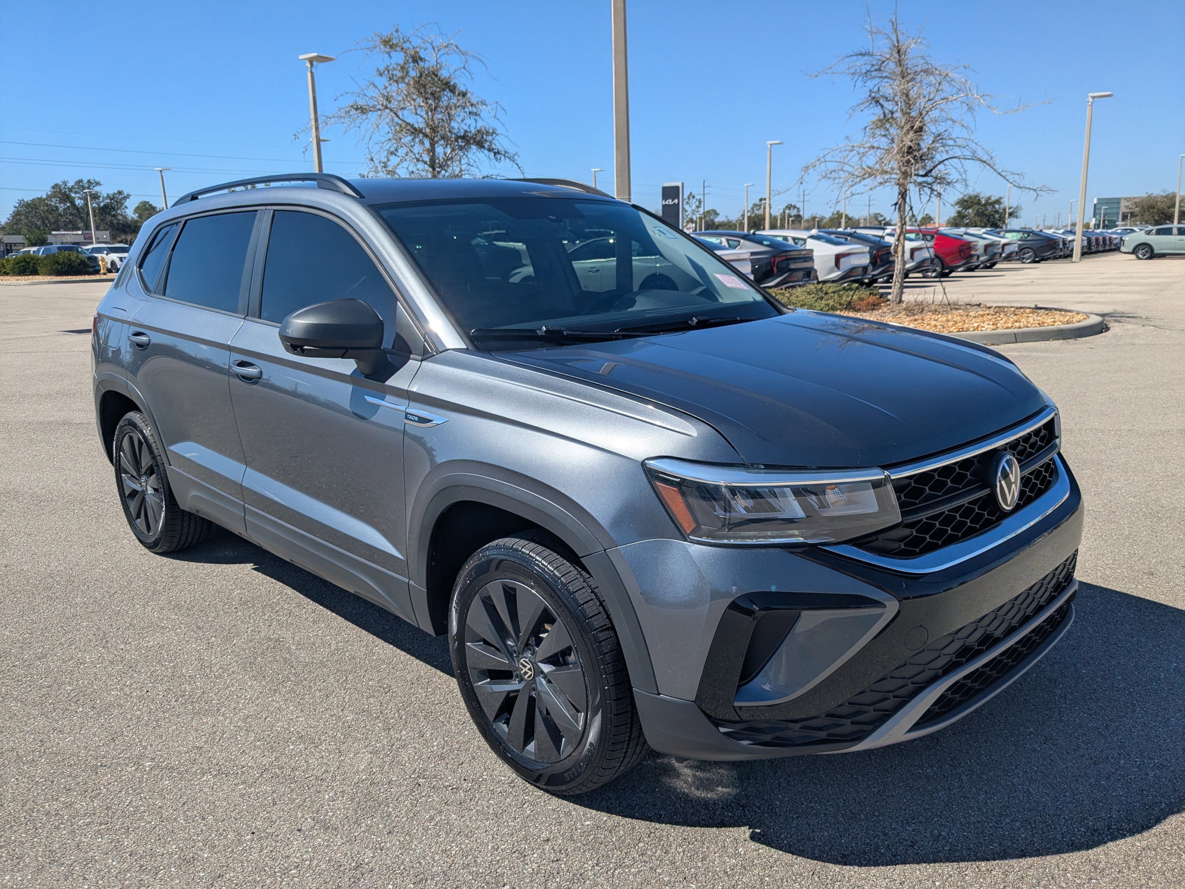 Used 2023 Volkswagen Taos S image 2