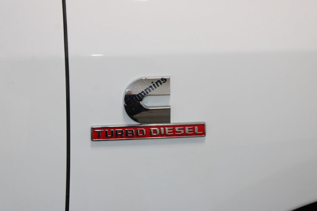 Used 2025 RAM 2500 Laramie AWD/4WD image 13