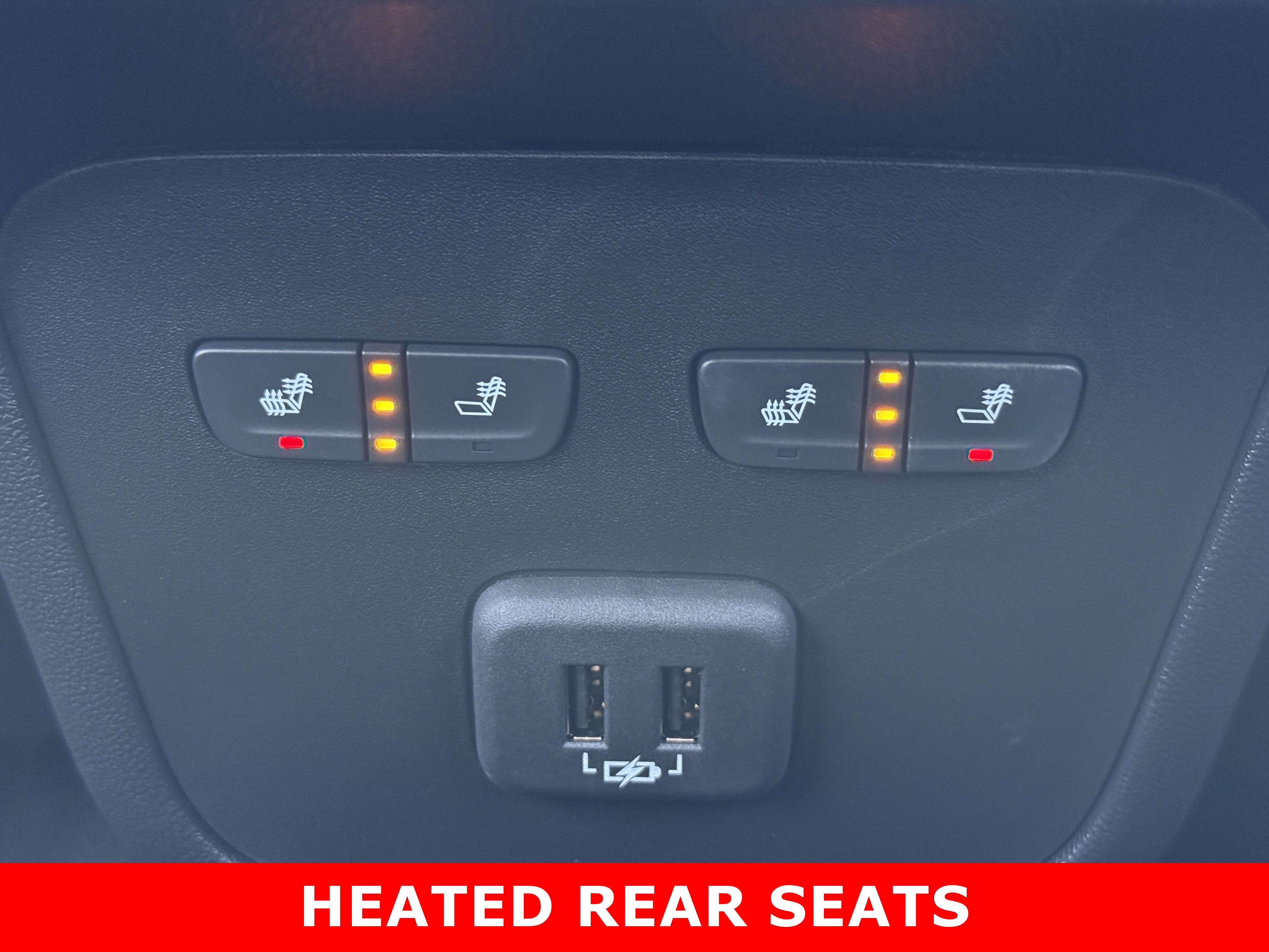 Used 2024 Chevrolet Equinox Premier image 21