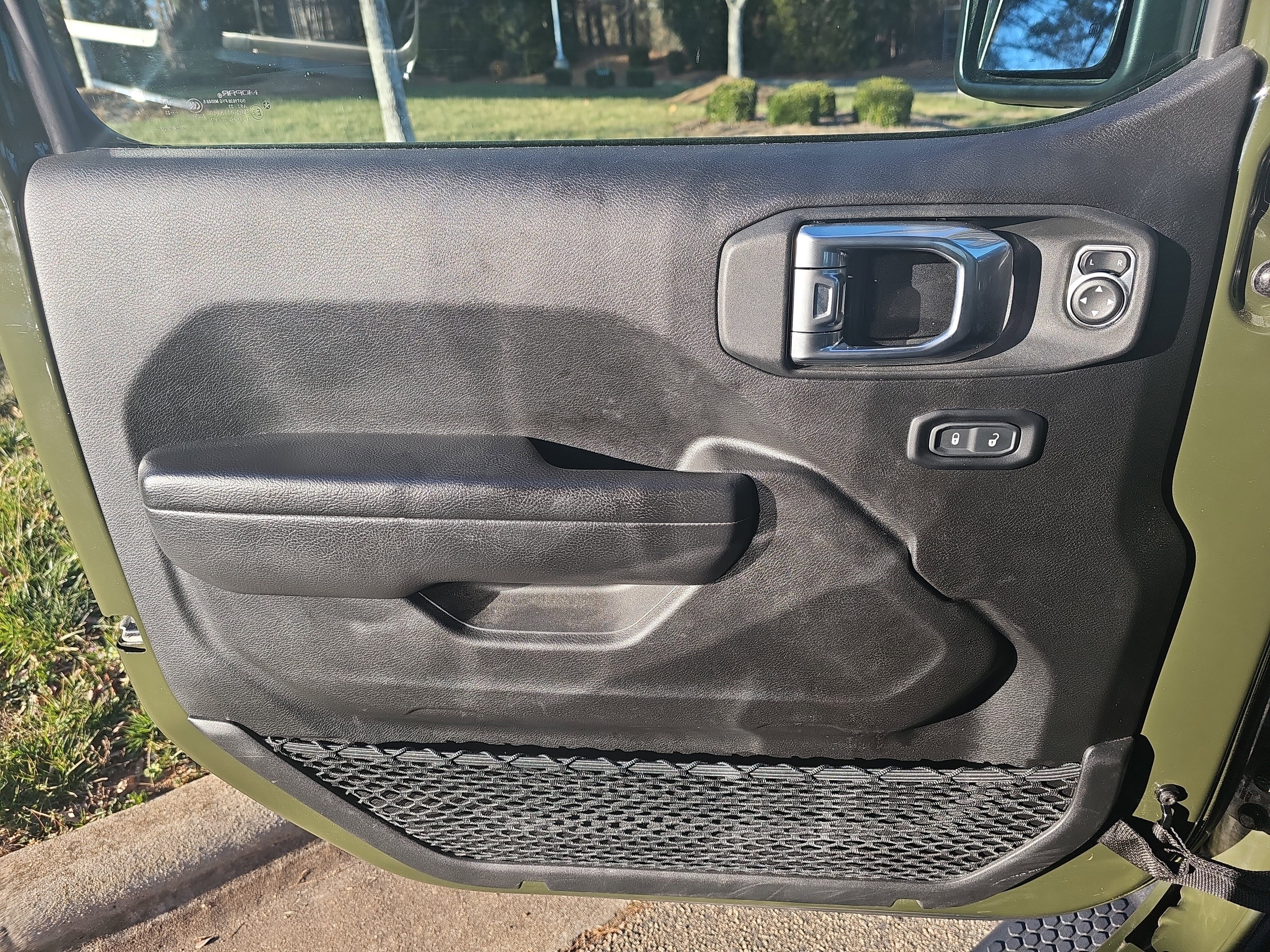 Used 2023 Jeep Wrangler Unlimited Sport image 27