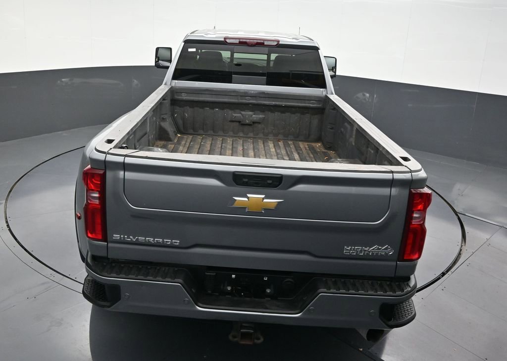 Used 2025 Chevrolet Silverado 3500 High Country w/ High Country Premium Package image 19