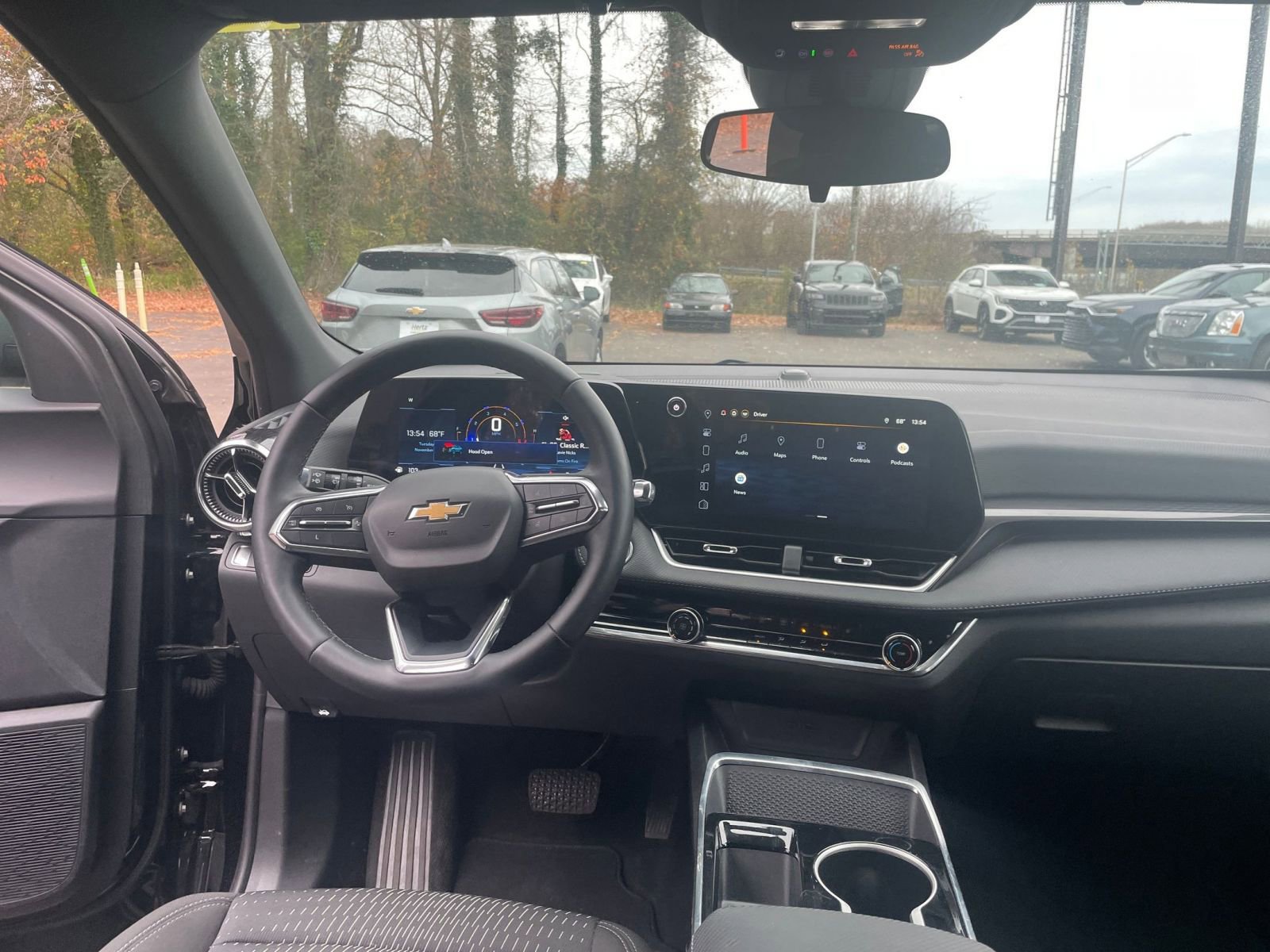 Used 2025 Chevrolet Equinox LT image 30